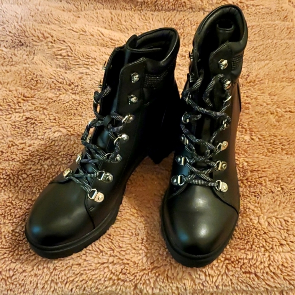 Black Boots